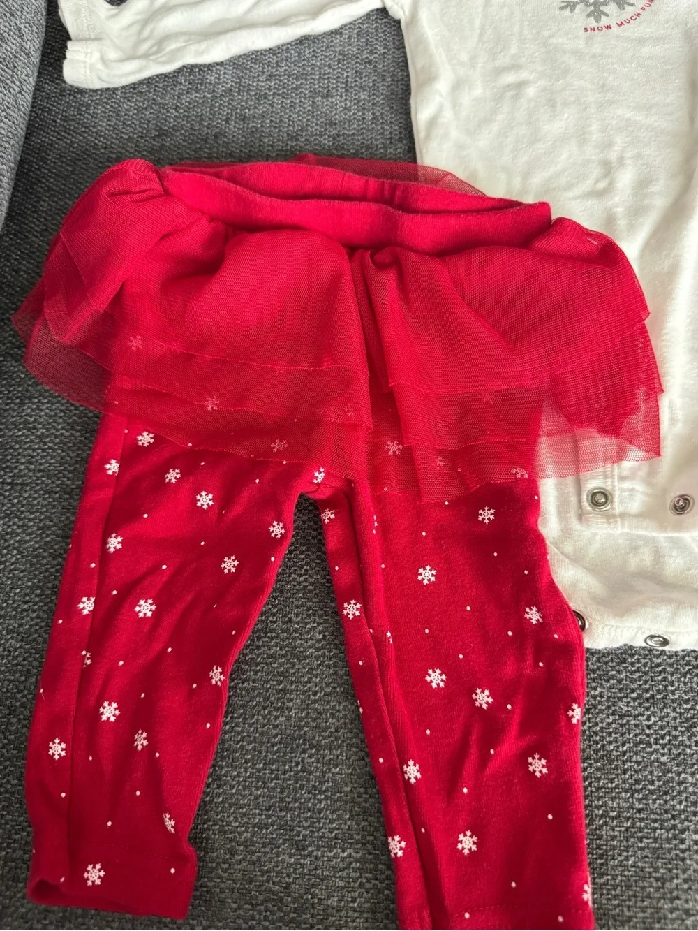 3-6M White Snowflake Baby Bodysuit with Red Tutu Leggings Set